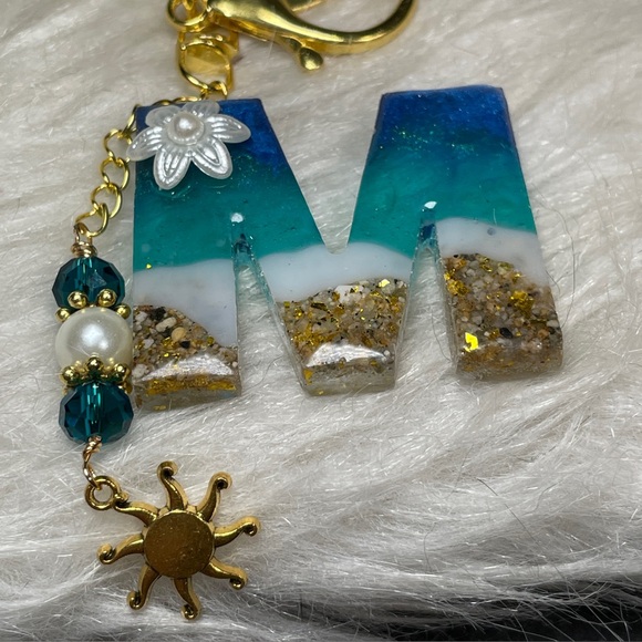 Real Sand Blue And Gold Ocean Inspired Letter “M” Initial Keychain And Sun Charm - Picture 12 of 14